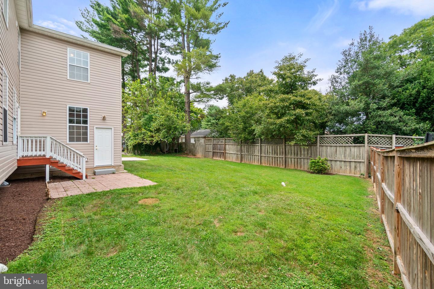 5 Redbud Ct