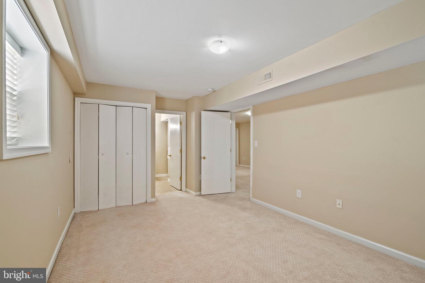 5 Redbud Ct