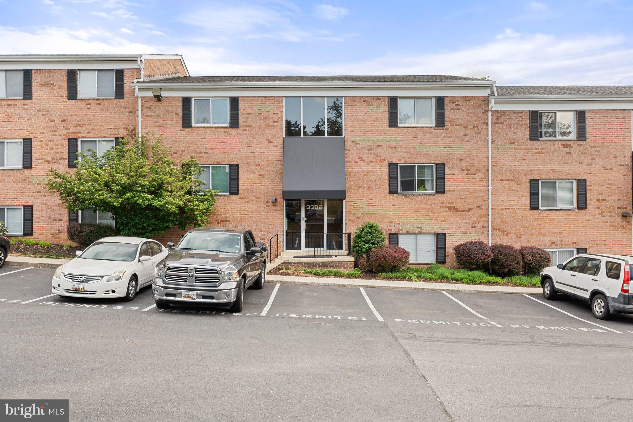 3382 HEWITT AVE #302