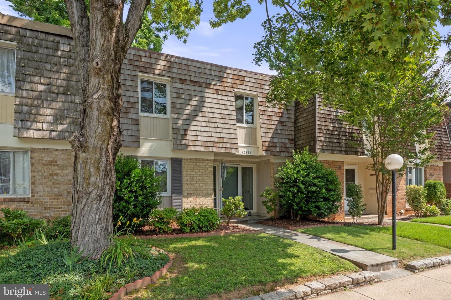 10565 Cambridge Ct