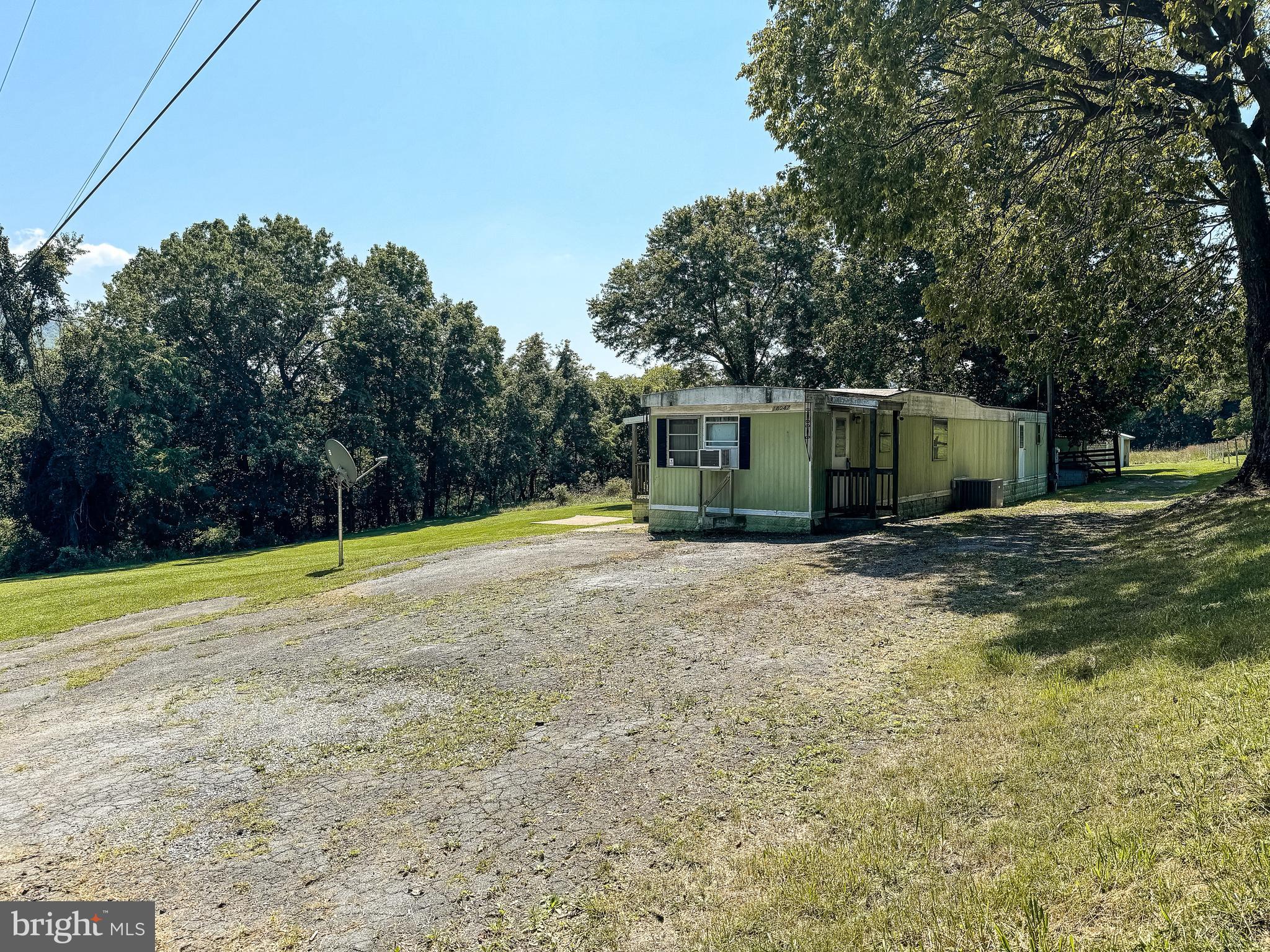 18047 Pleasantville Rd