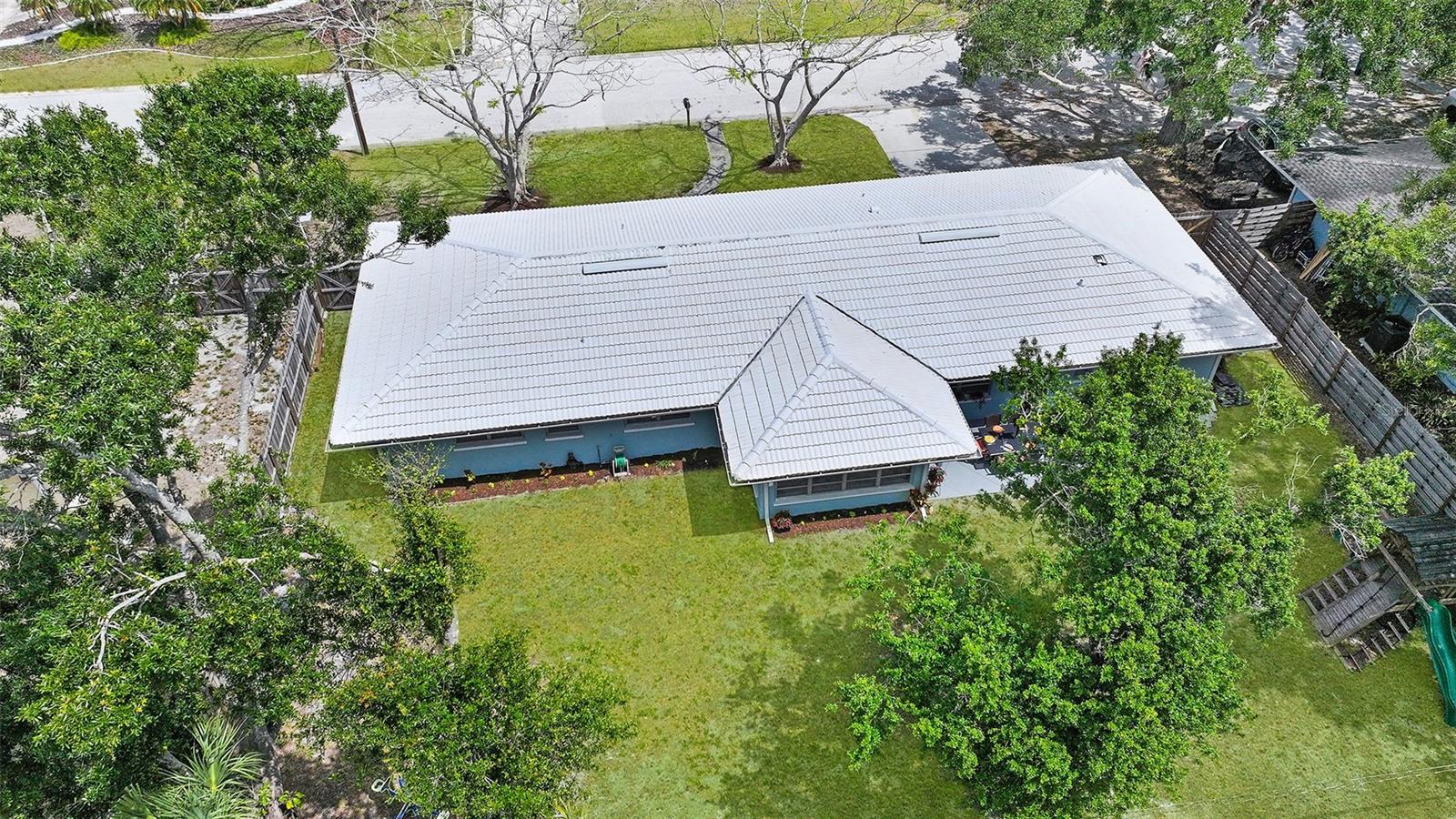 2932 UPPER TANGELO DR