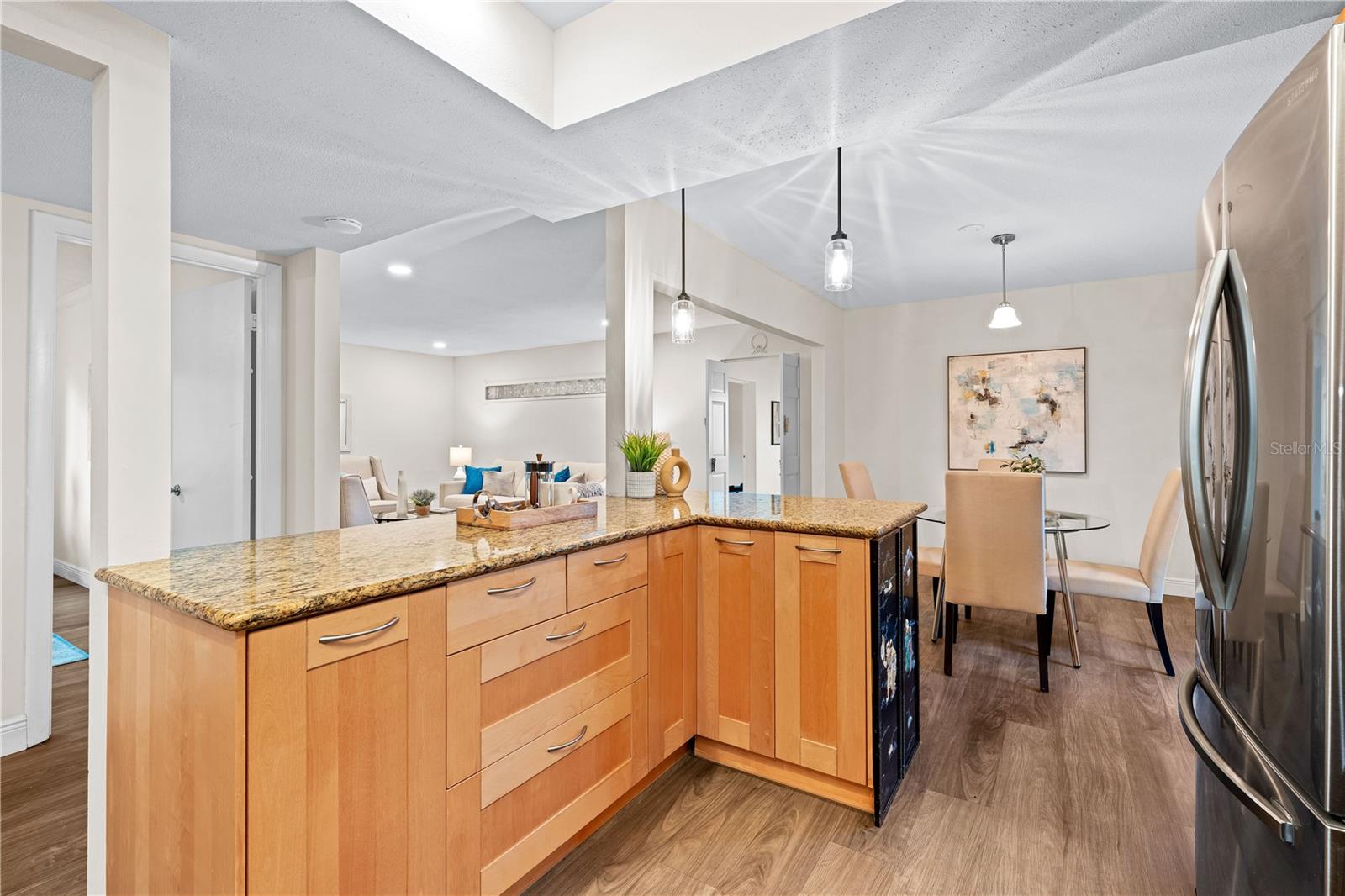 2419 RIVERBLUFF PKWY #V233