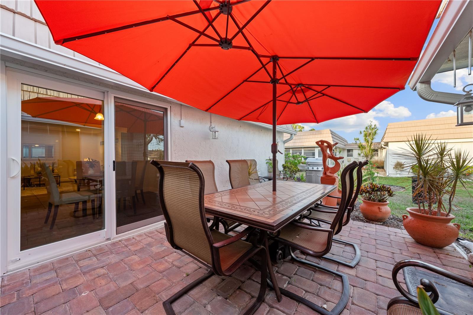 2419 RIVERBLUFF PKWY #V233