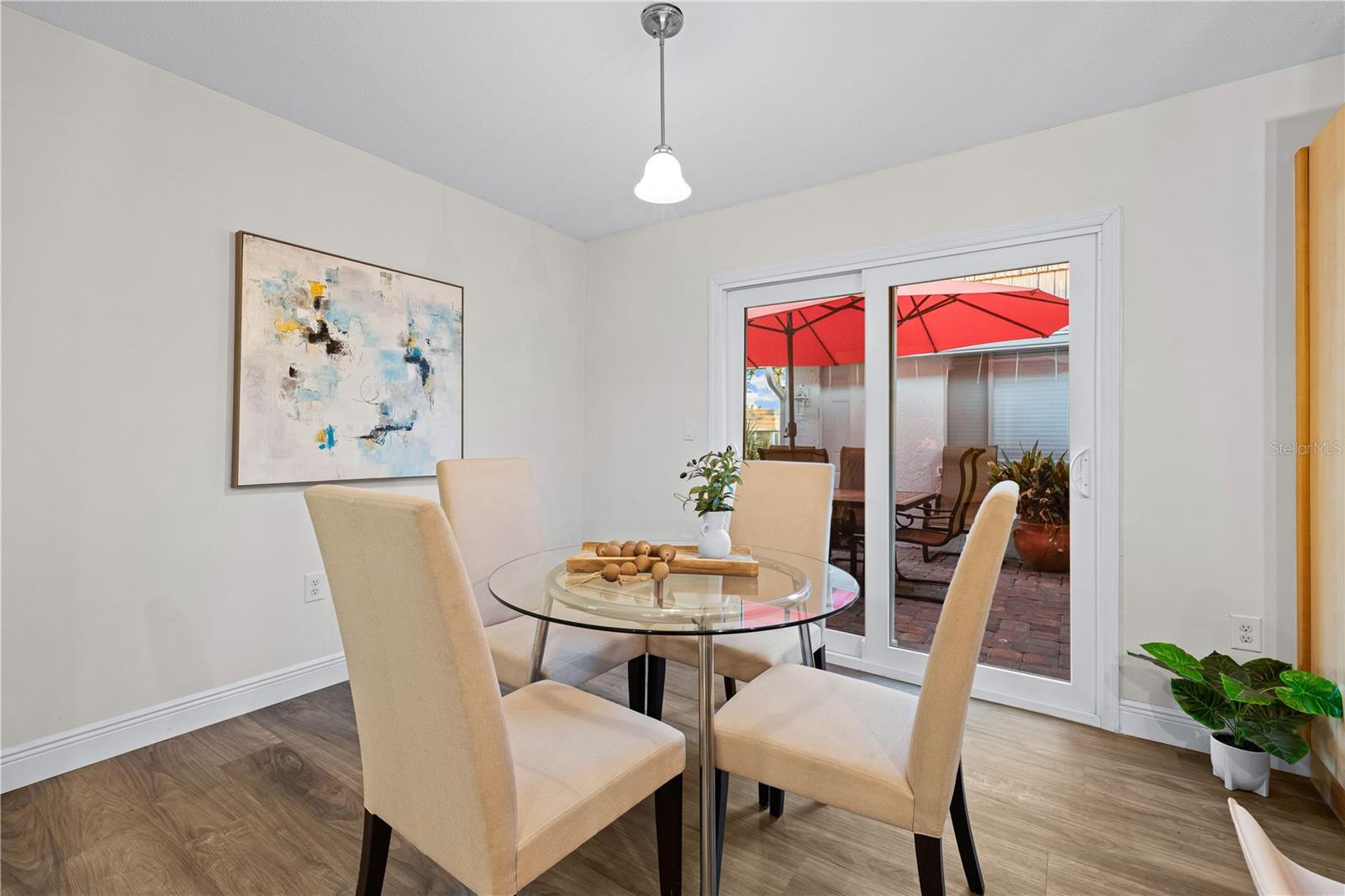 2419 RIVERBLUFF PKWY #V233