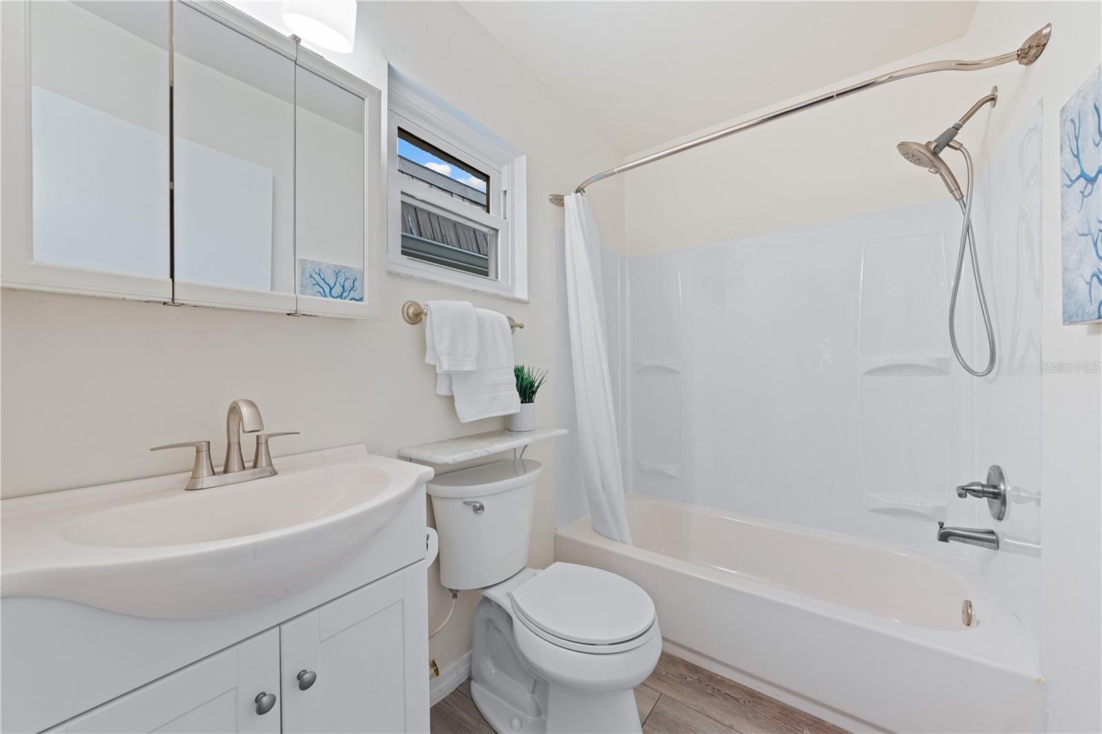 2419 RIVERBLUFF PKWY #V233