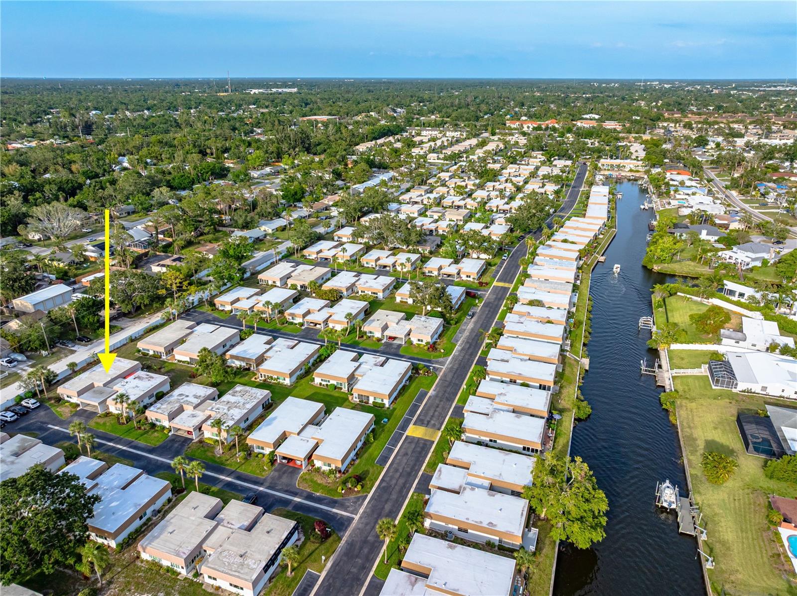 2419 RIVERBLUFF PKWY #V233