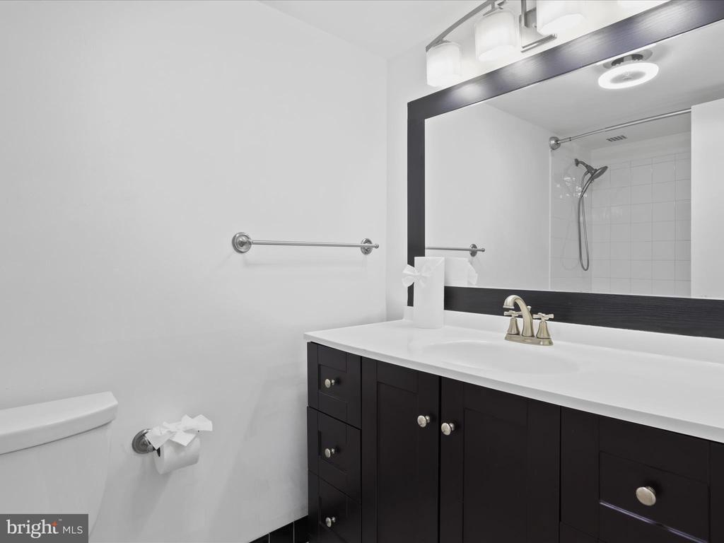 205 YOAKUM PARKWAY 301