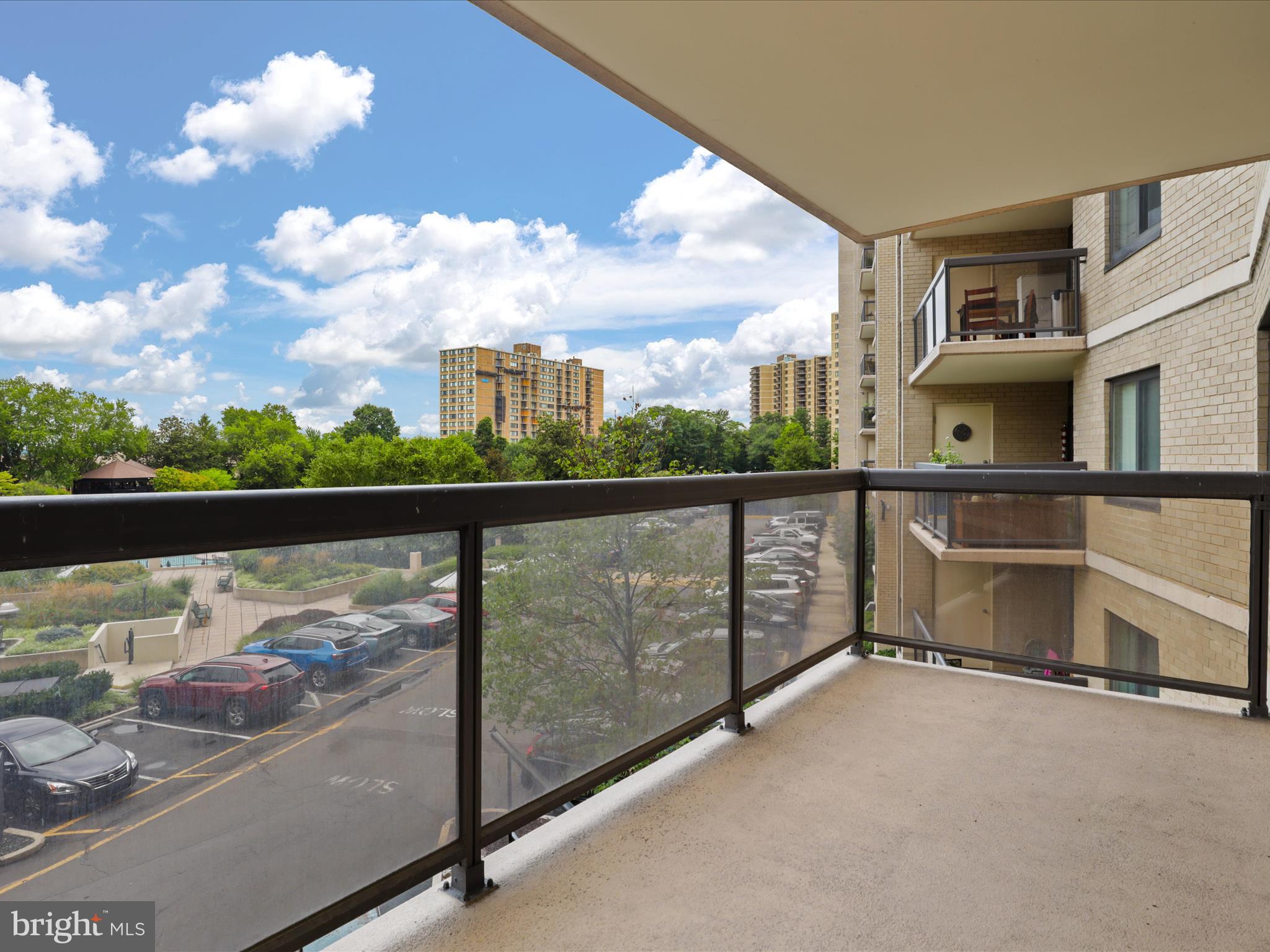 205 YOAKUM PARKWAY 301