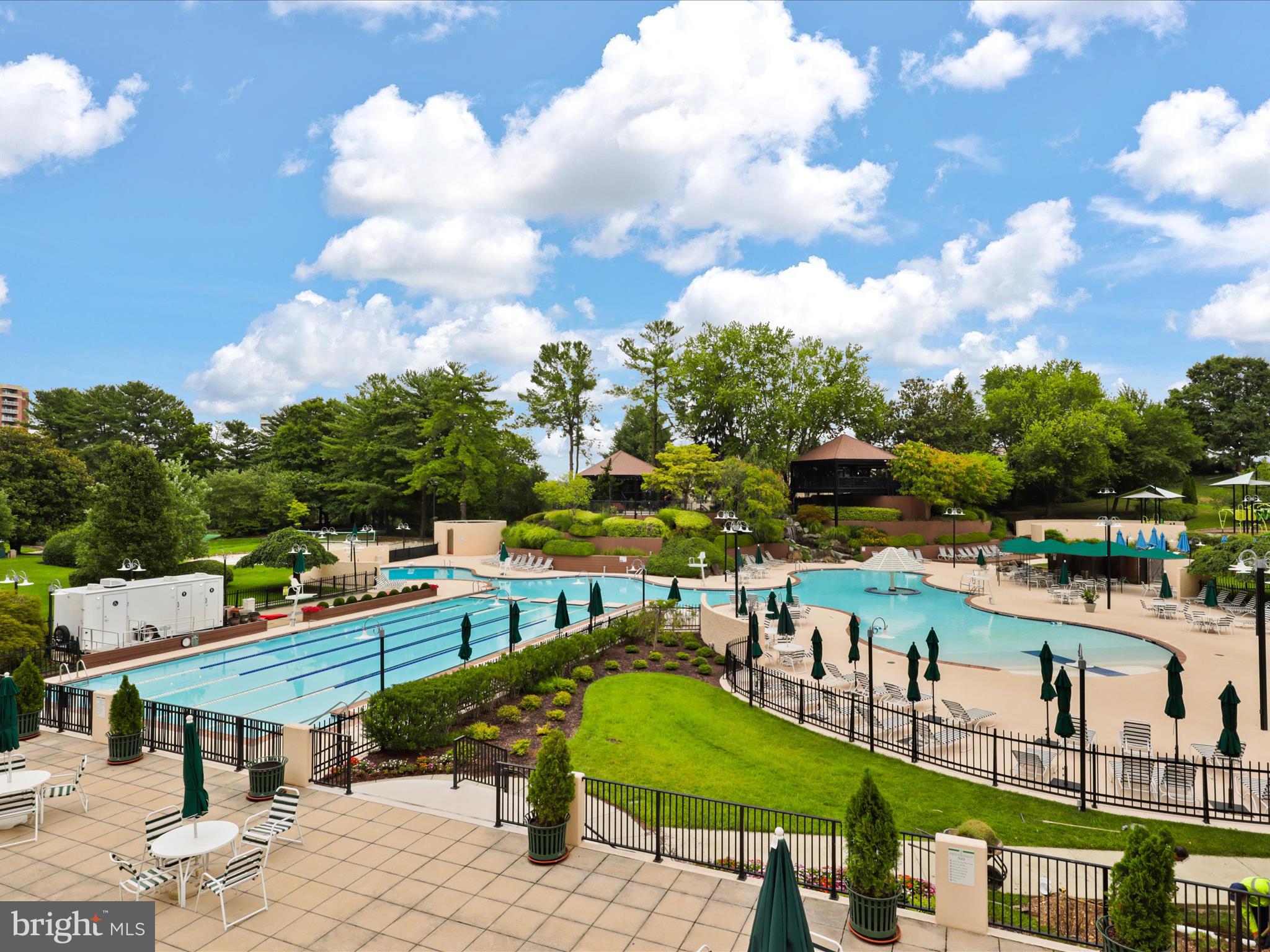 205 YOAKUM PARKWAY 301