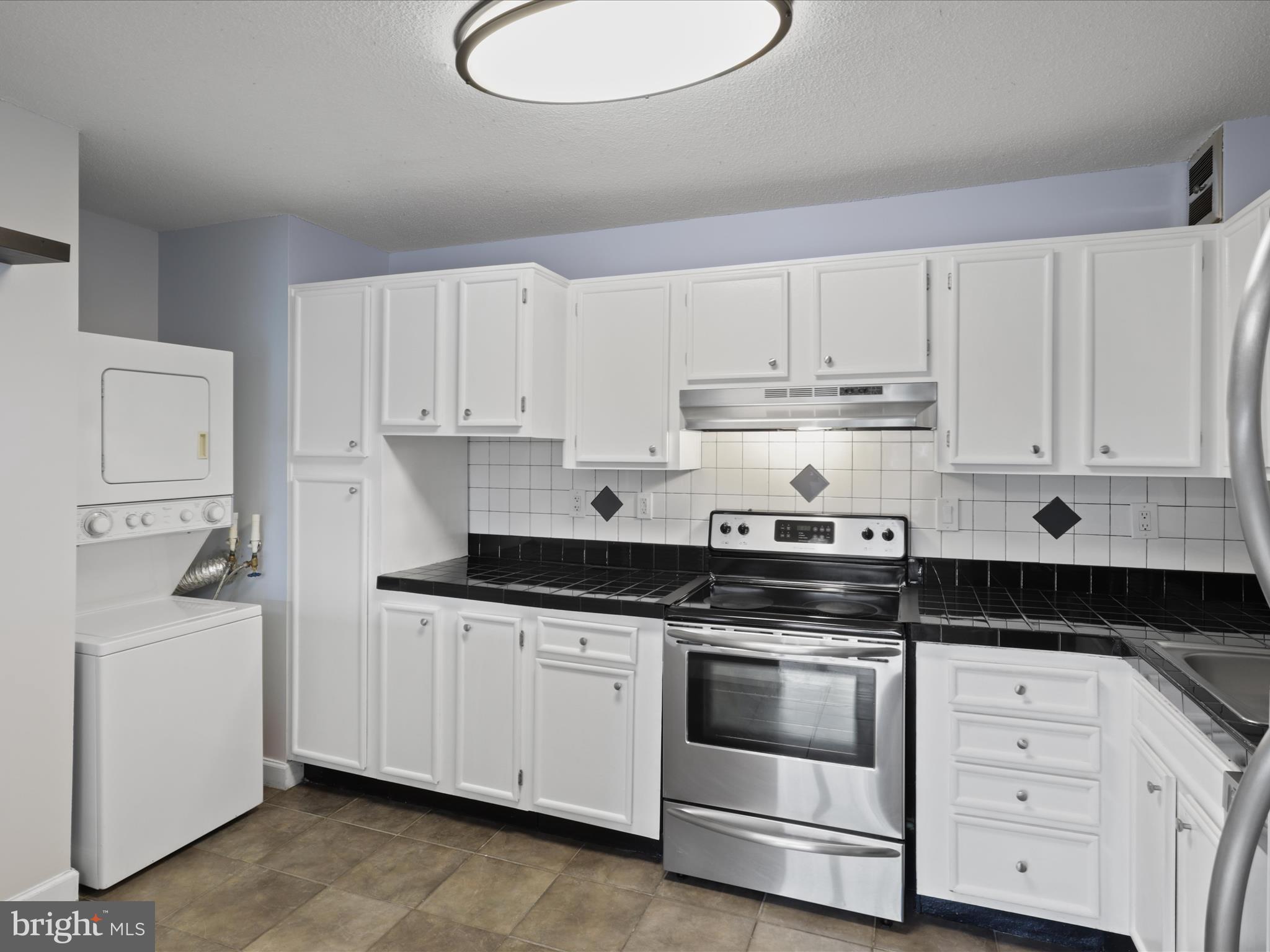 205 YOAKUM PARKWAY 301