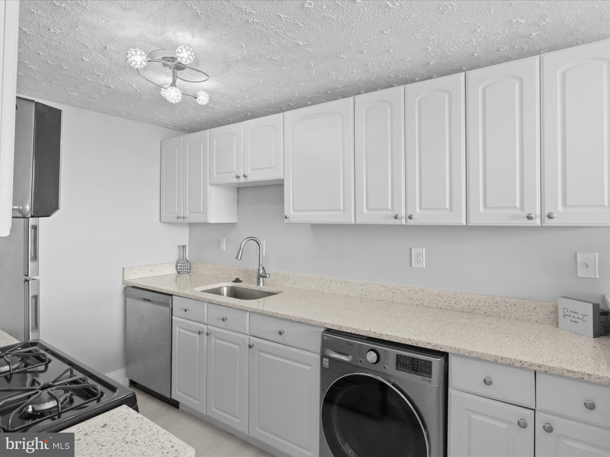 4600 DUKE STREET 1023