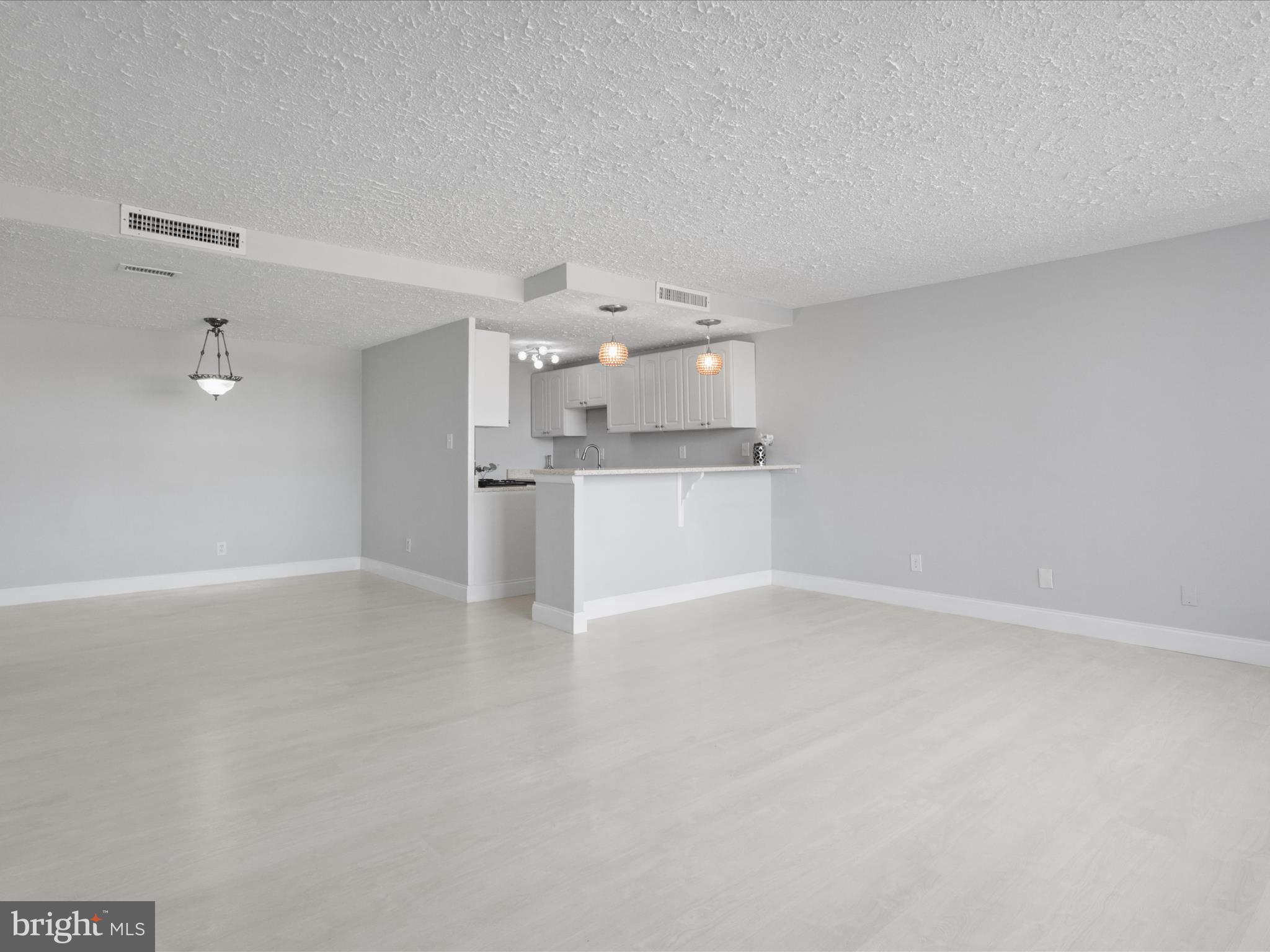 4600 DUKE STREET 1023