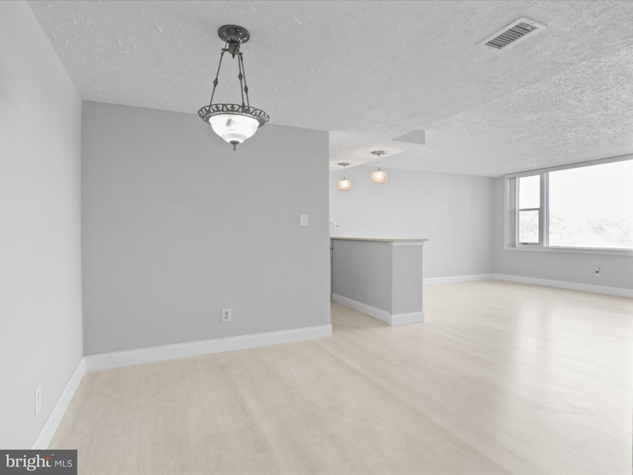 4600 DUKE STREET 1023