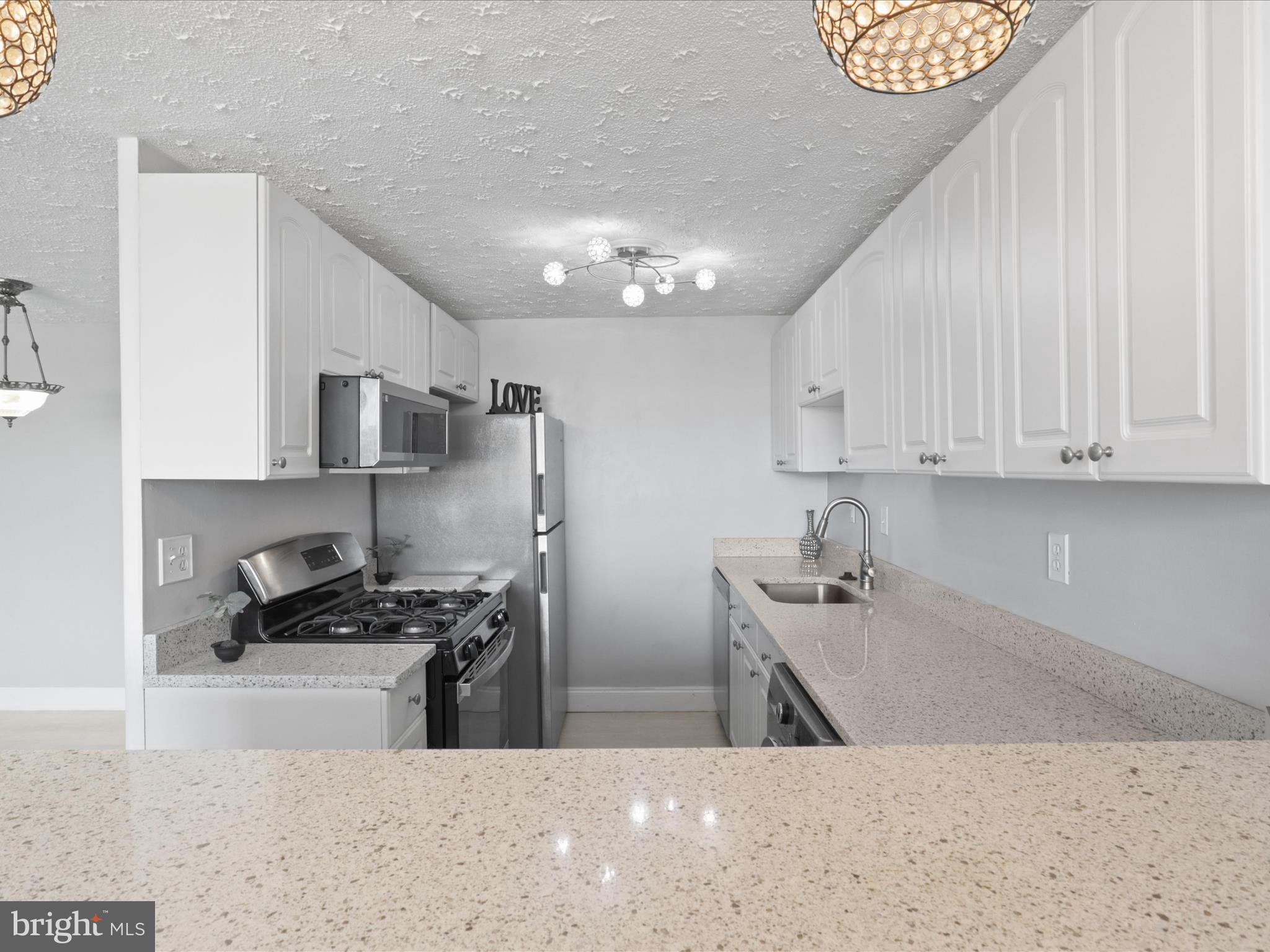 4600 DUKE STREET 1023