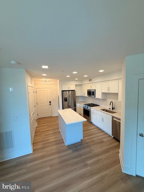 701 N HENRY STREET 211