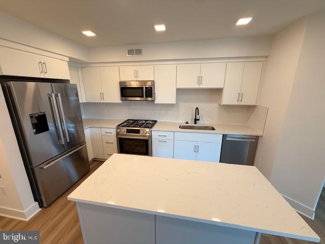 701 N HENRY STREET 211