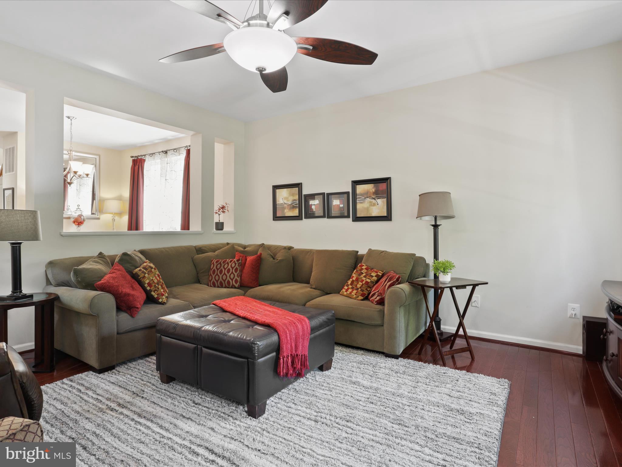 8033 ANNETTE DRIVE