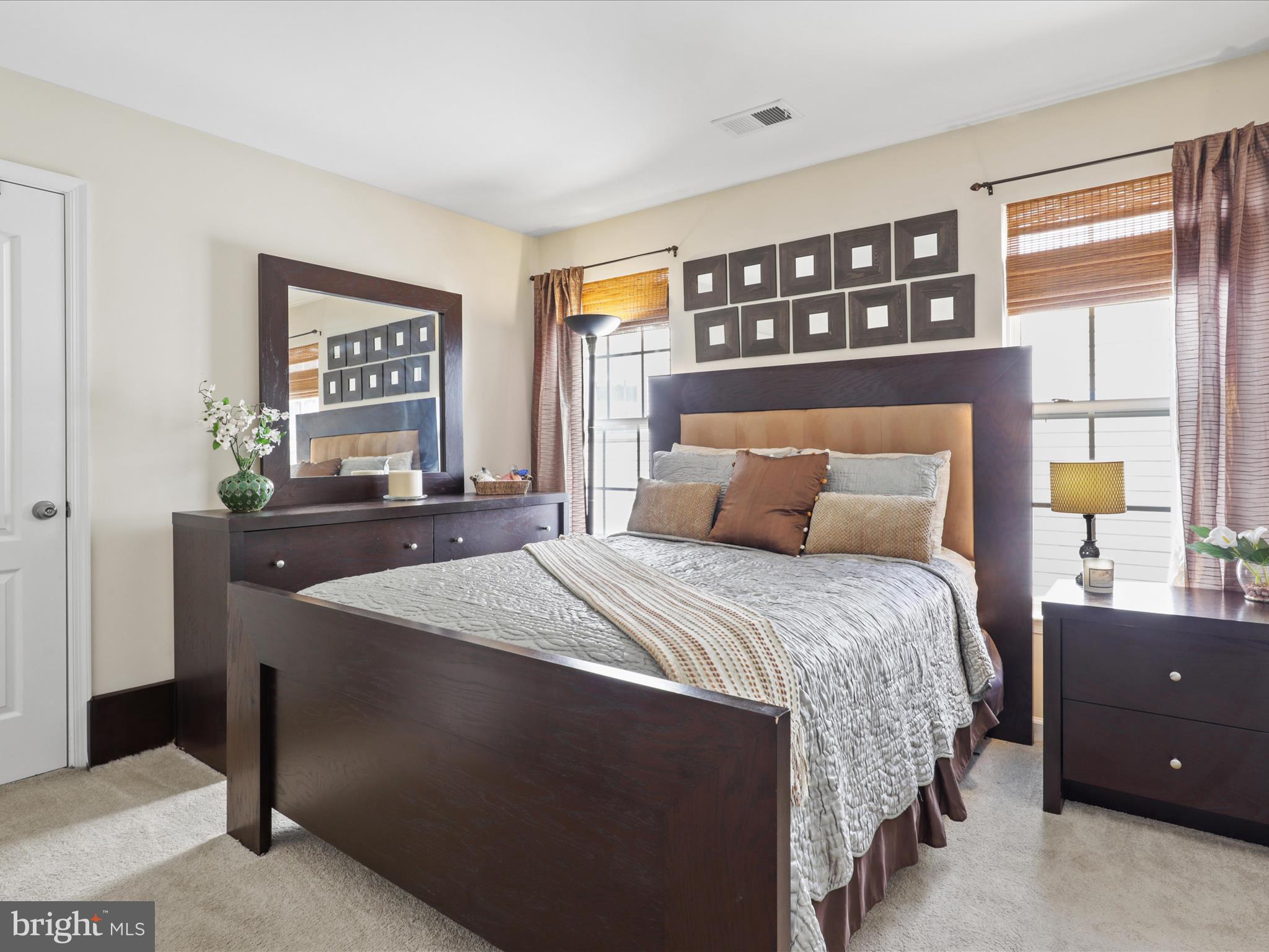 8033 ANNETTE DRIVE