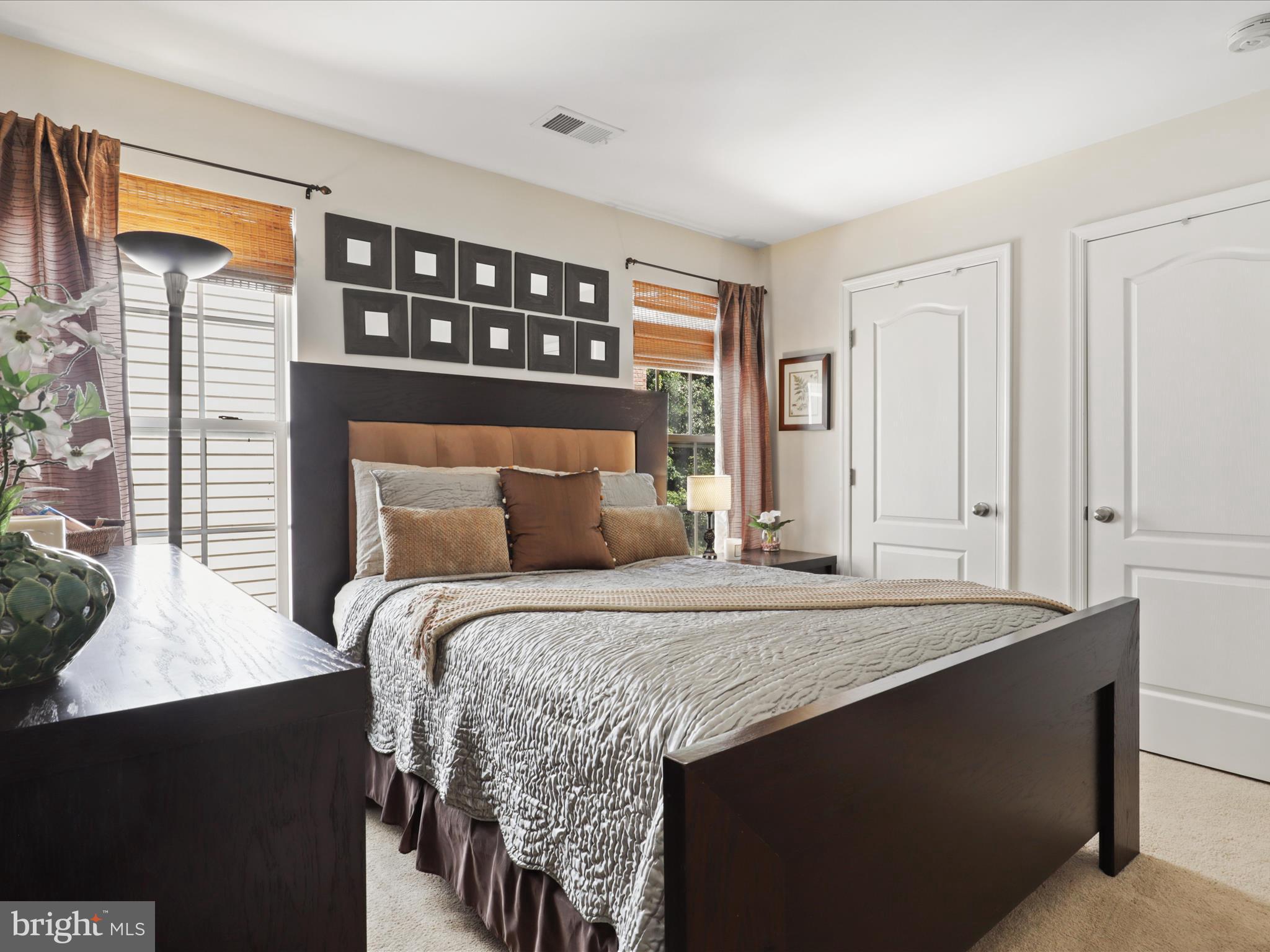 8033 ANNETTE DRIVE
