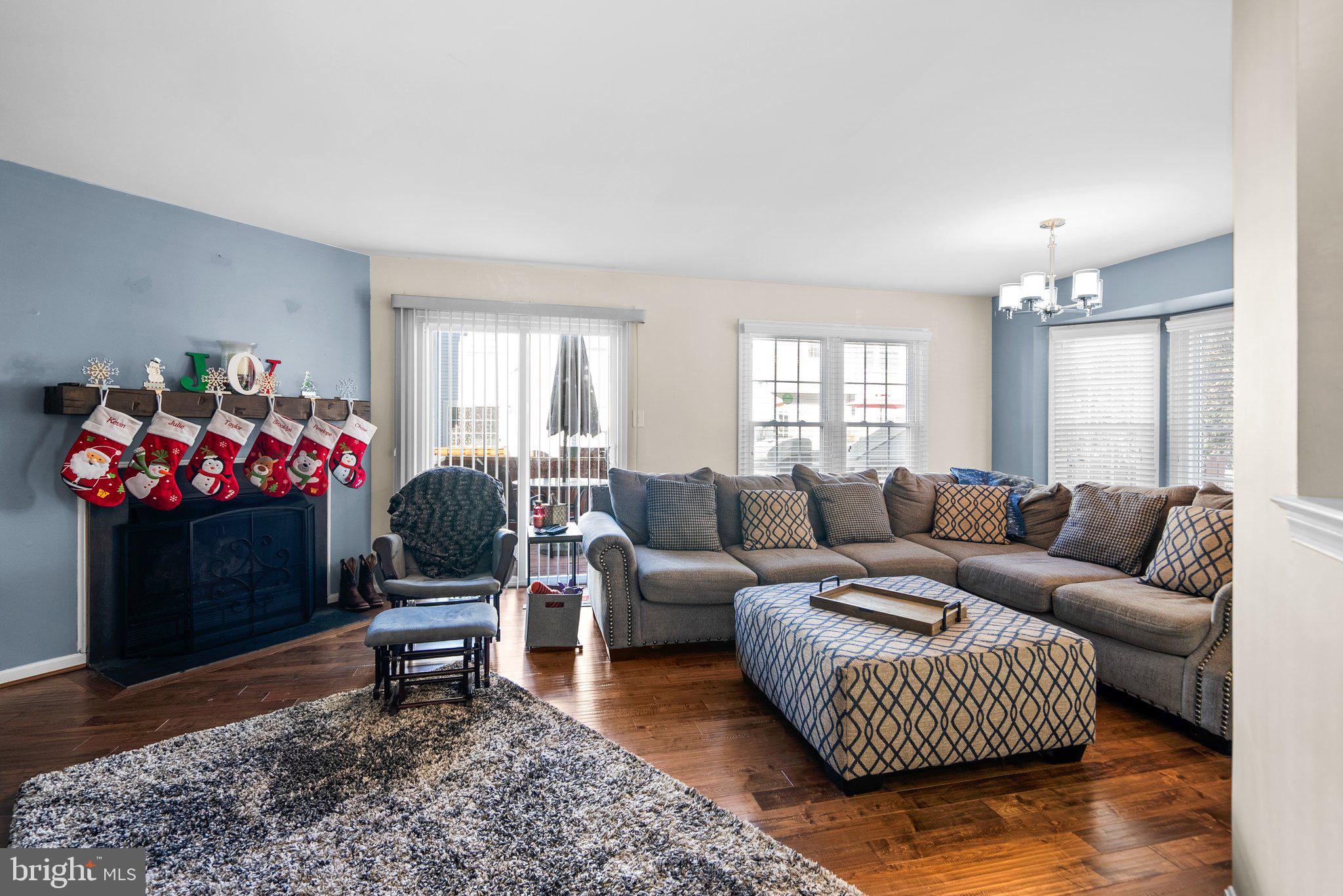 8052 SKY BLUE DRIVE