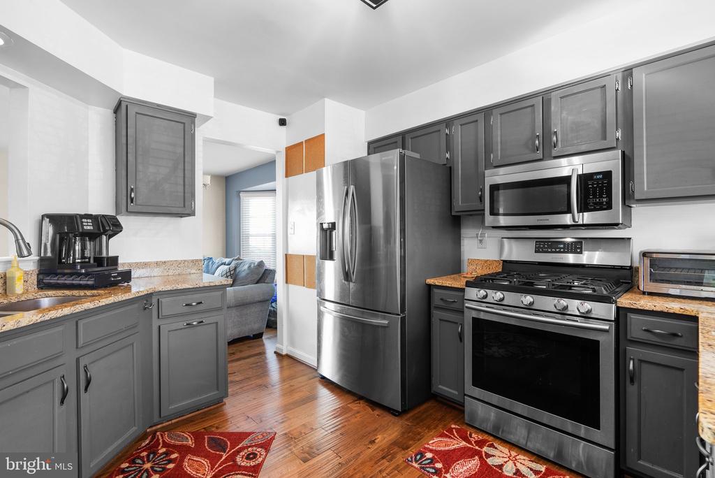 8052 SKY BLUE DRIVE