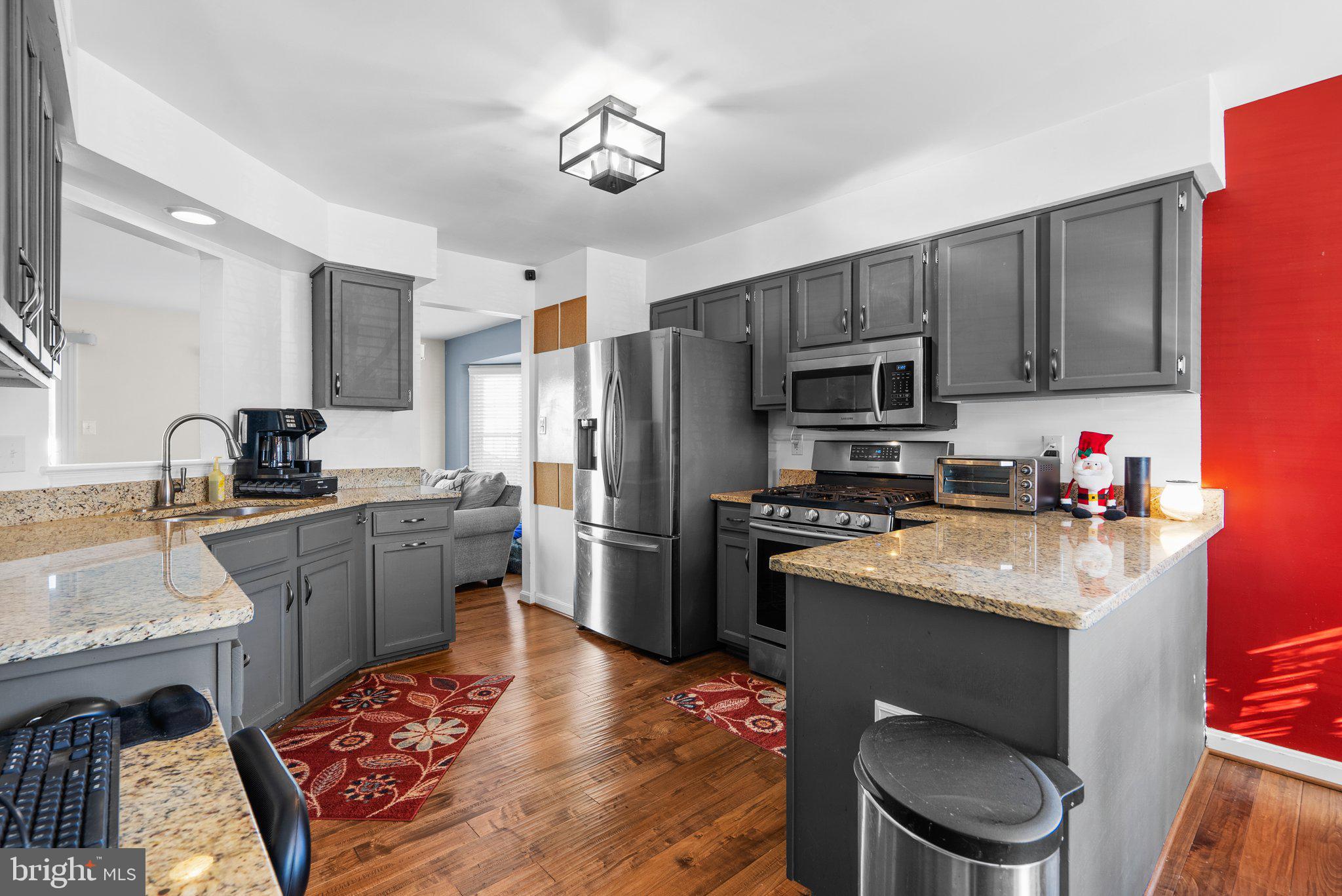 8052 SKY BLUE DRIVE