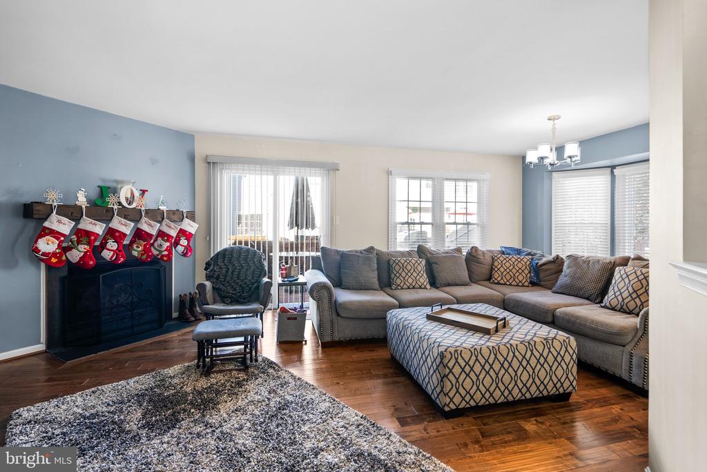 8052 SKY BLUE DRIVE