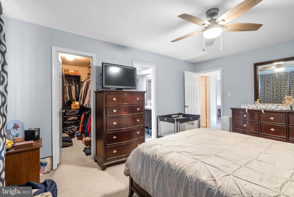 8052 SKY BLUE DRIVE