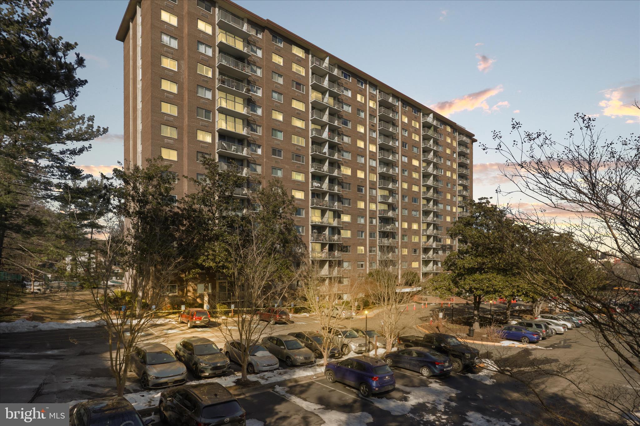 2059 HUNTINGTON AVENUE 1201