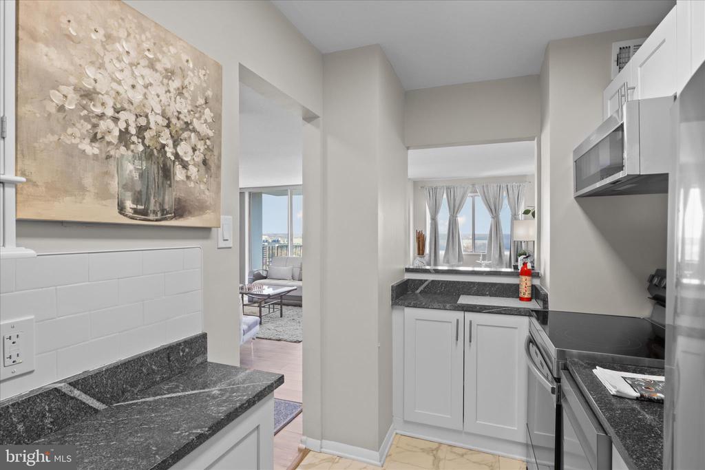 2059 HUNTINGTON AVENUE 1201