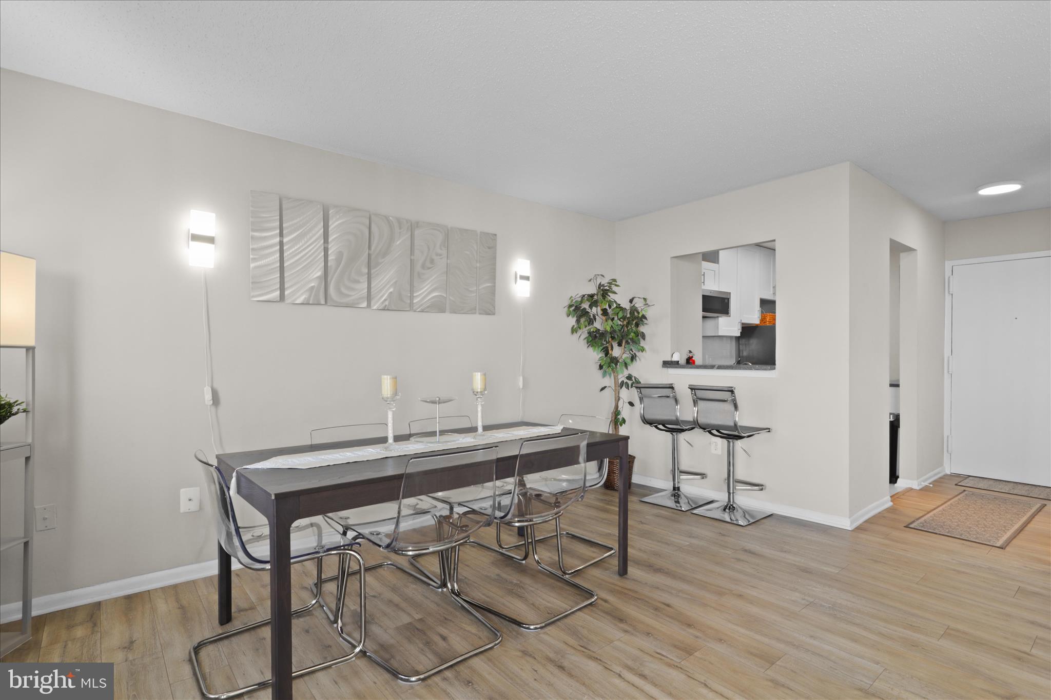 2059 HUNTINGTON AVENUE 1201