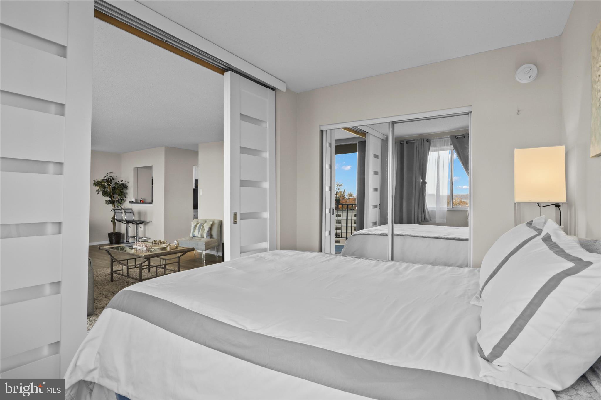 2059 HUNTINGTON AVENUE 1201