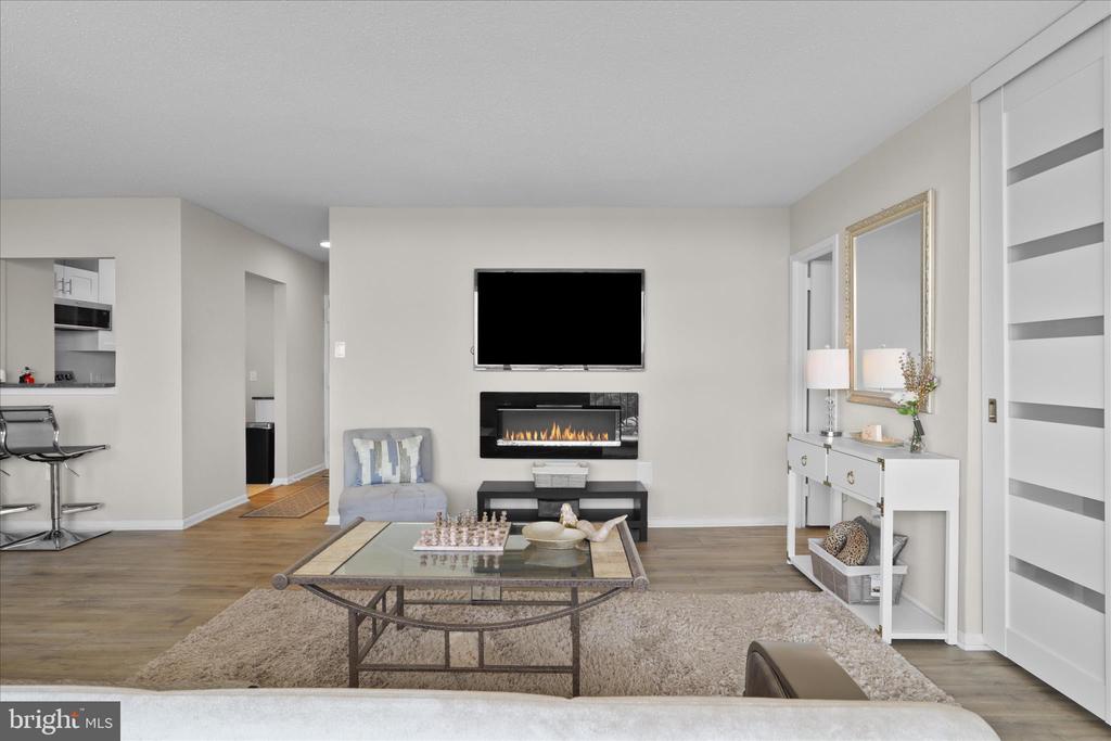 2059 HUNTINGTON AVENUE 1201