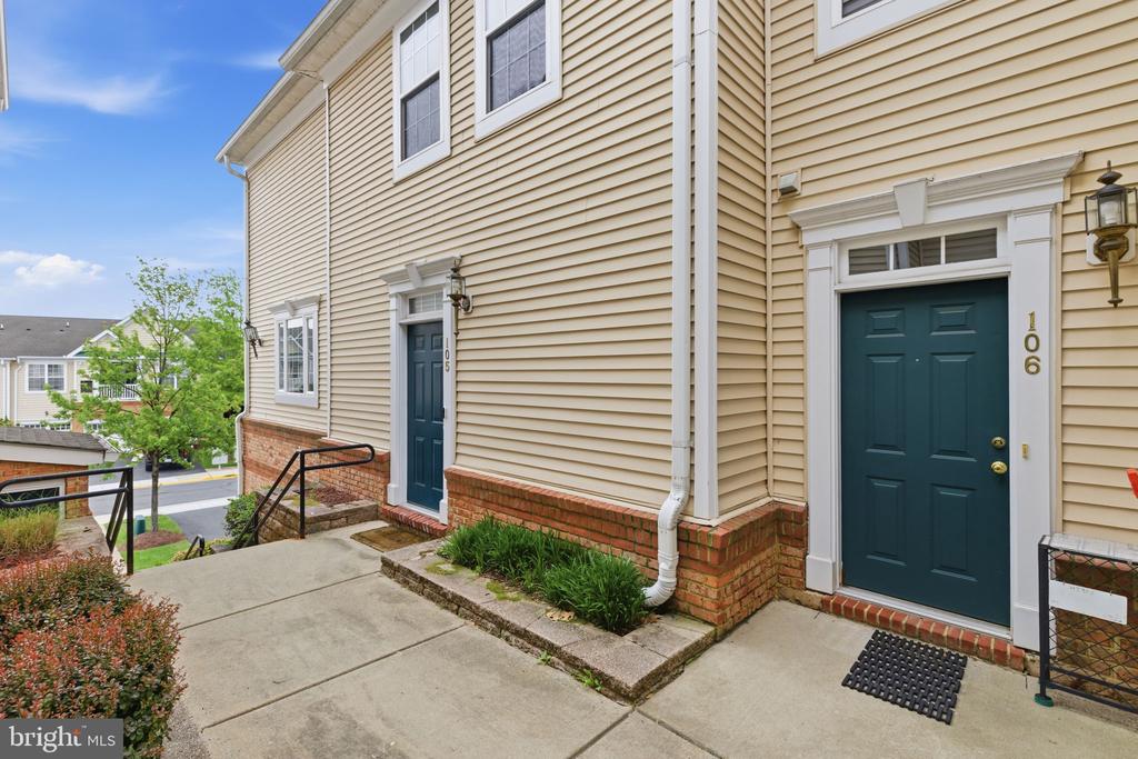 43905 HICKORY CORNER TERRACE Unit: 105