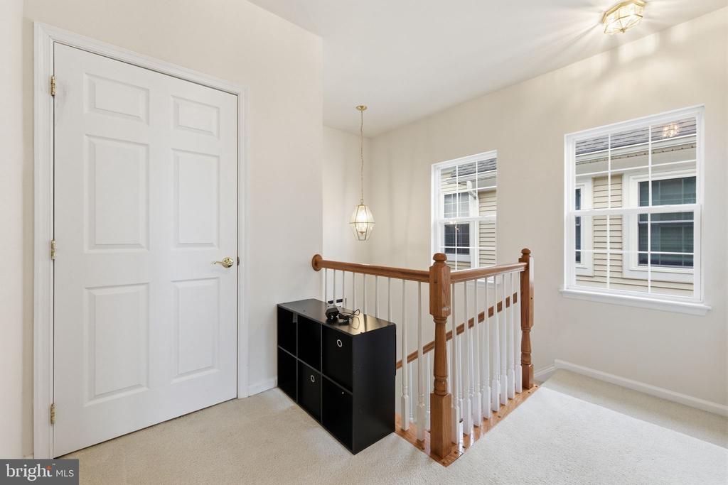 43905 HICKORY CORNER TERRACE Unit: 105