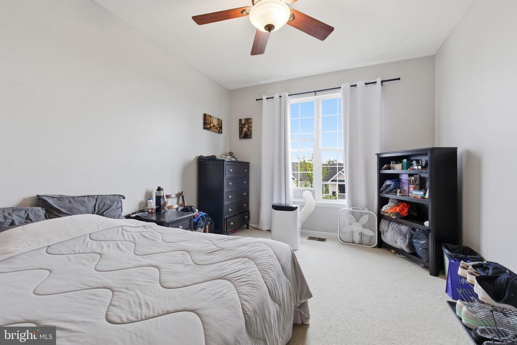 43905 HICKORY CORNER TERRACE Unit: 105
