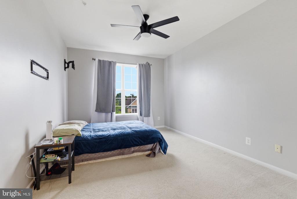 43905 HICKORY CORNER TERRACE Unit: 105