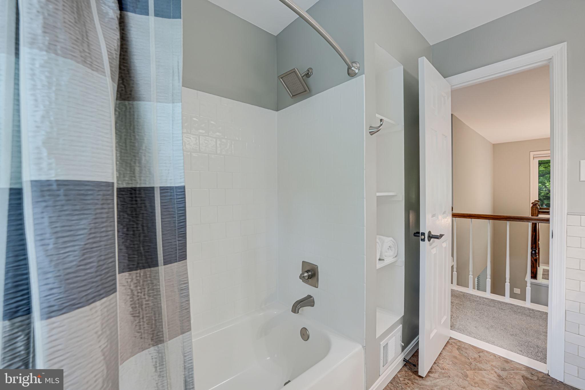 15050 GREENMOUNT DRIVE