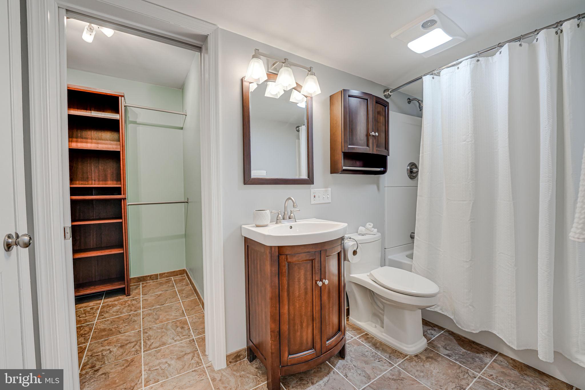15050 GREENMOUNT DRIVE