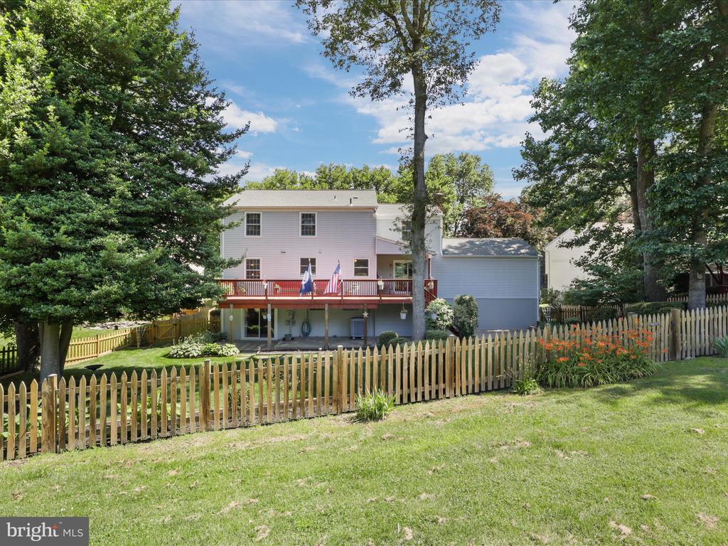 16029 FAIRWAY DRIVE