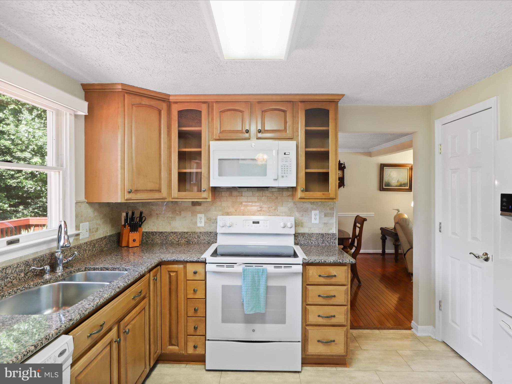 16029 FAIRWAY DRIVE