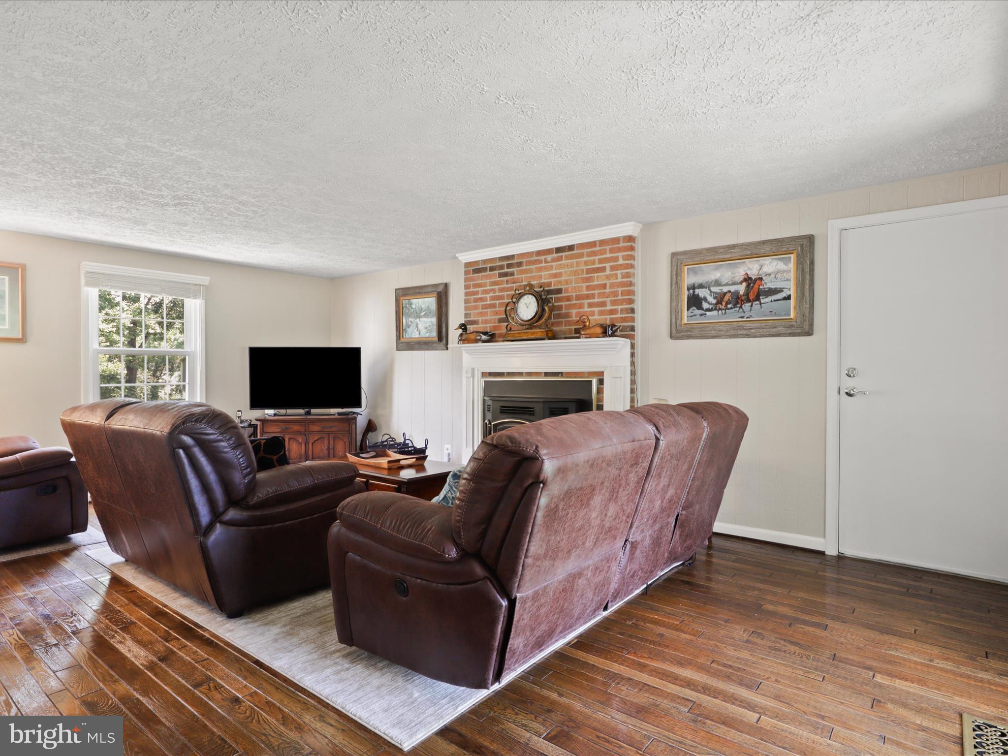 16029 FAIRWAY DRIVE