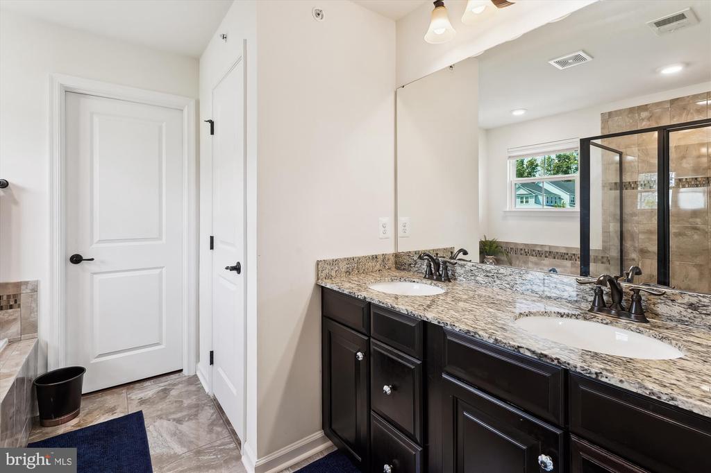 2552 PASSIONFLOWER COURT