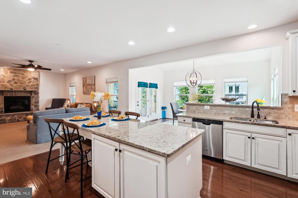 2552 PASSIONFLOWER COURT