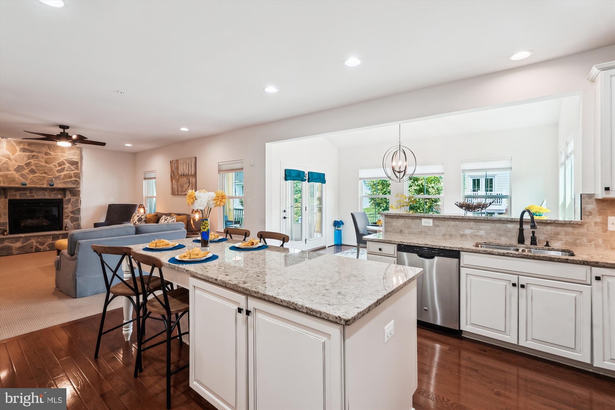 2552 PASSIONFLOWER COURT