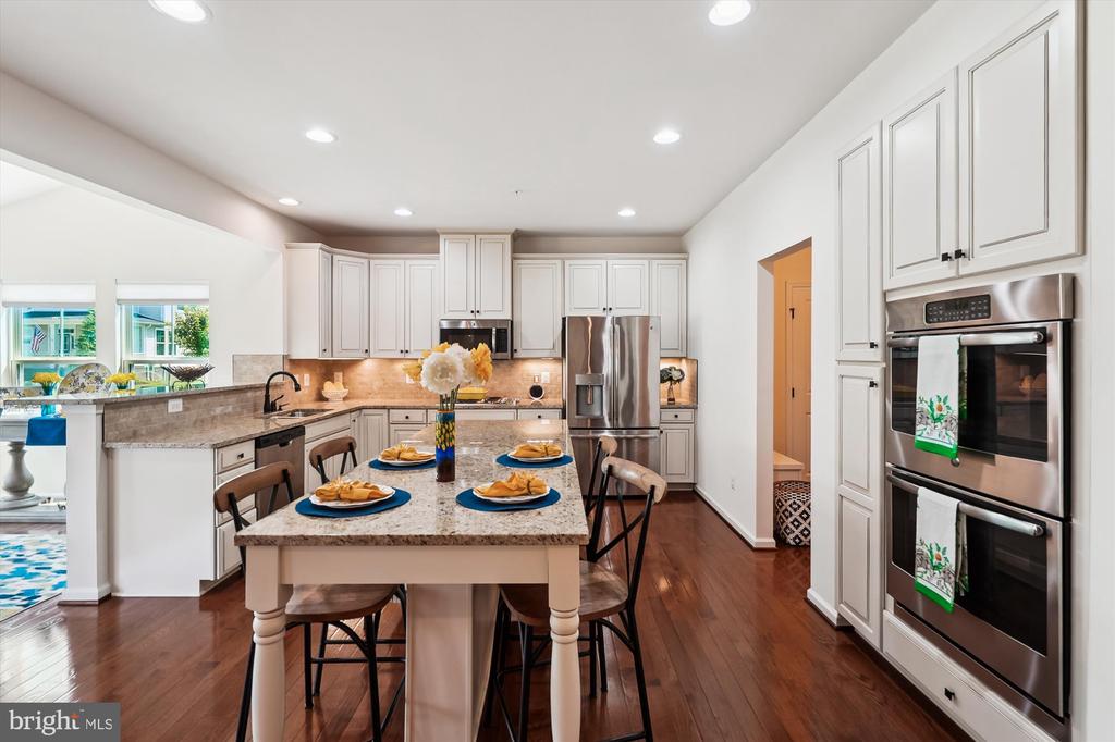 2552 PASSIONFLOWER COURT