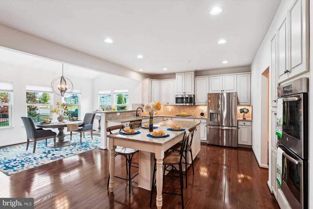 2552 PASSIONFLOWER COURT