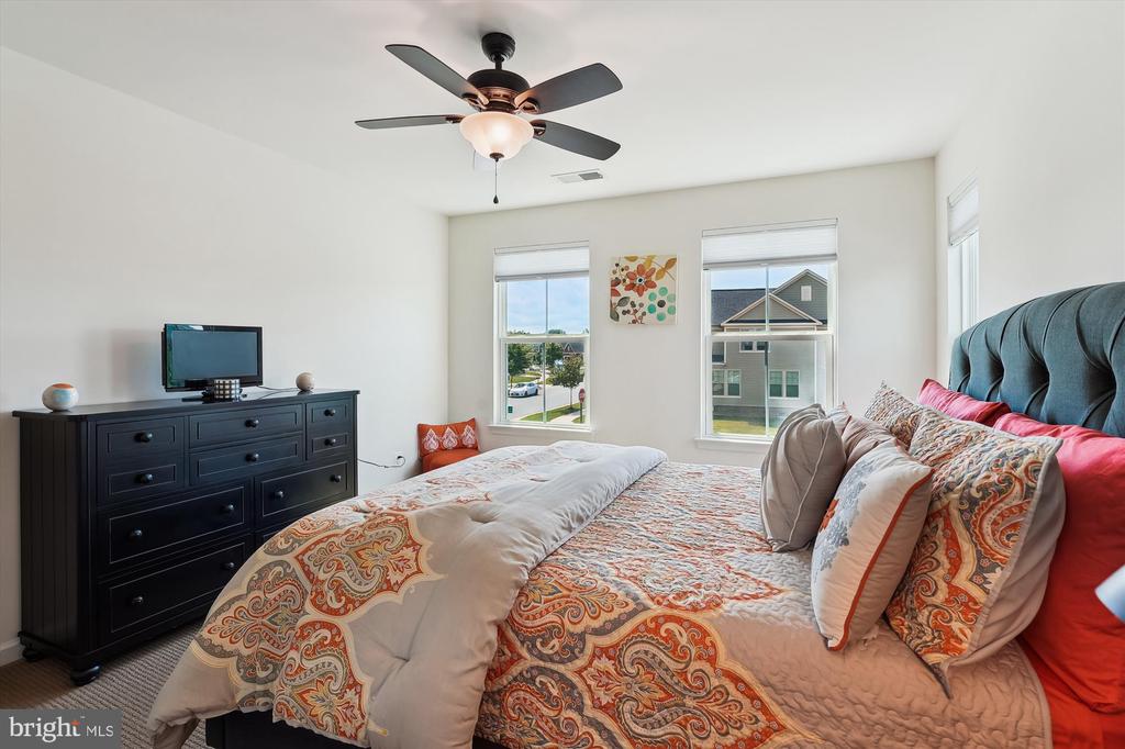 2552 PASSIONFLOWER COURT