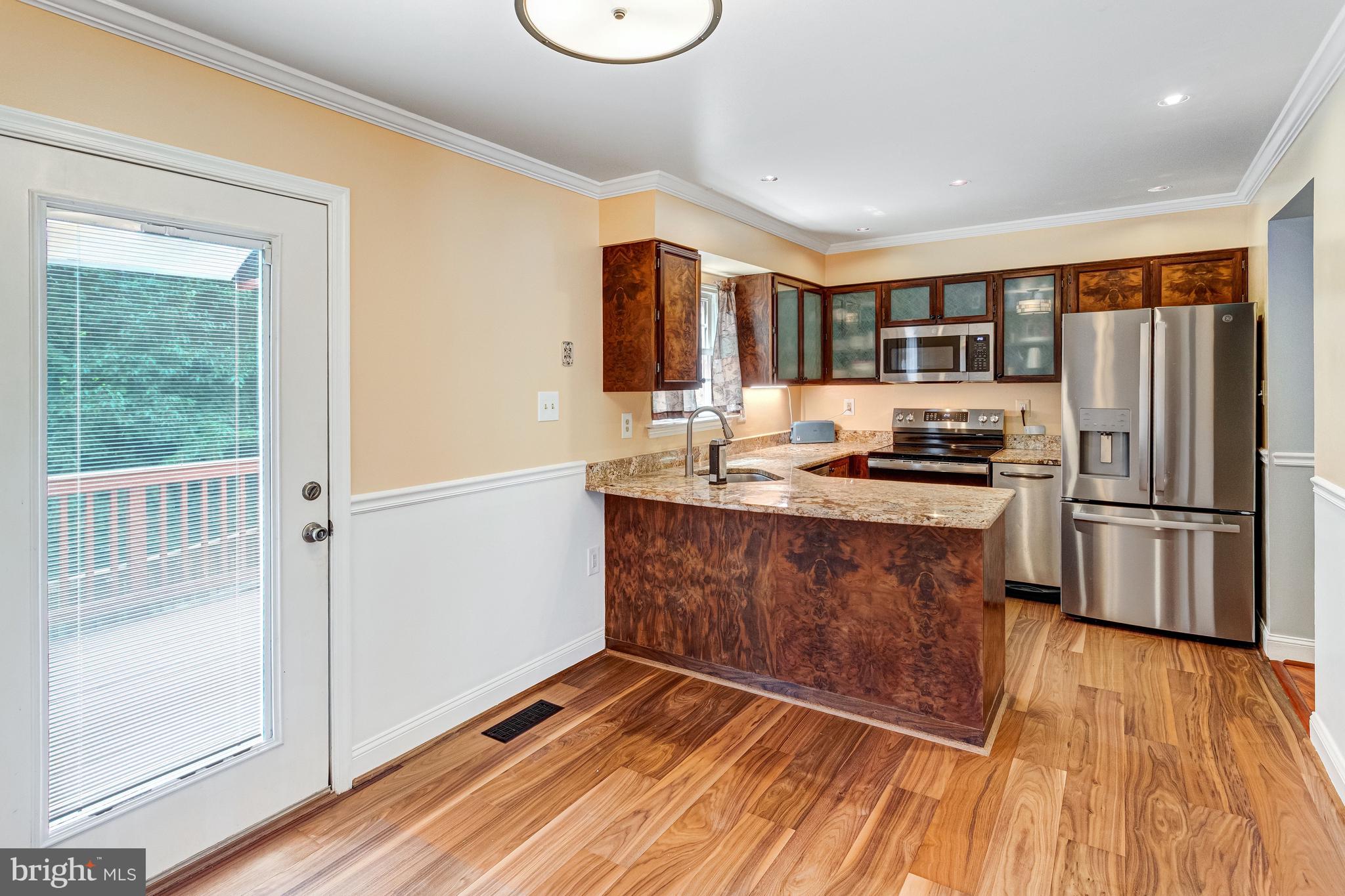 15242 STREAMSIDE COURT